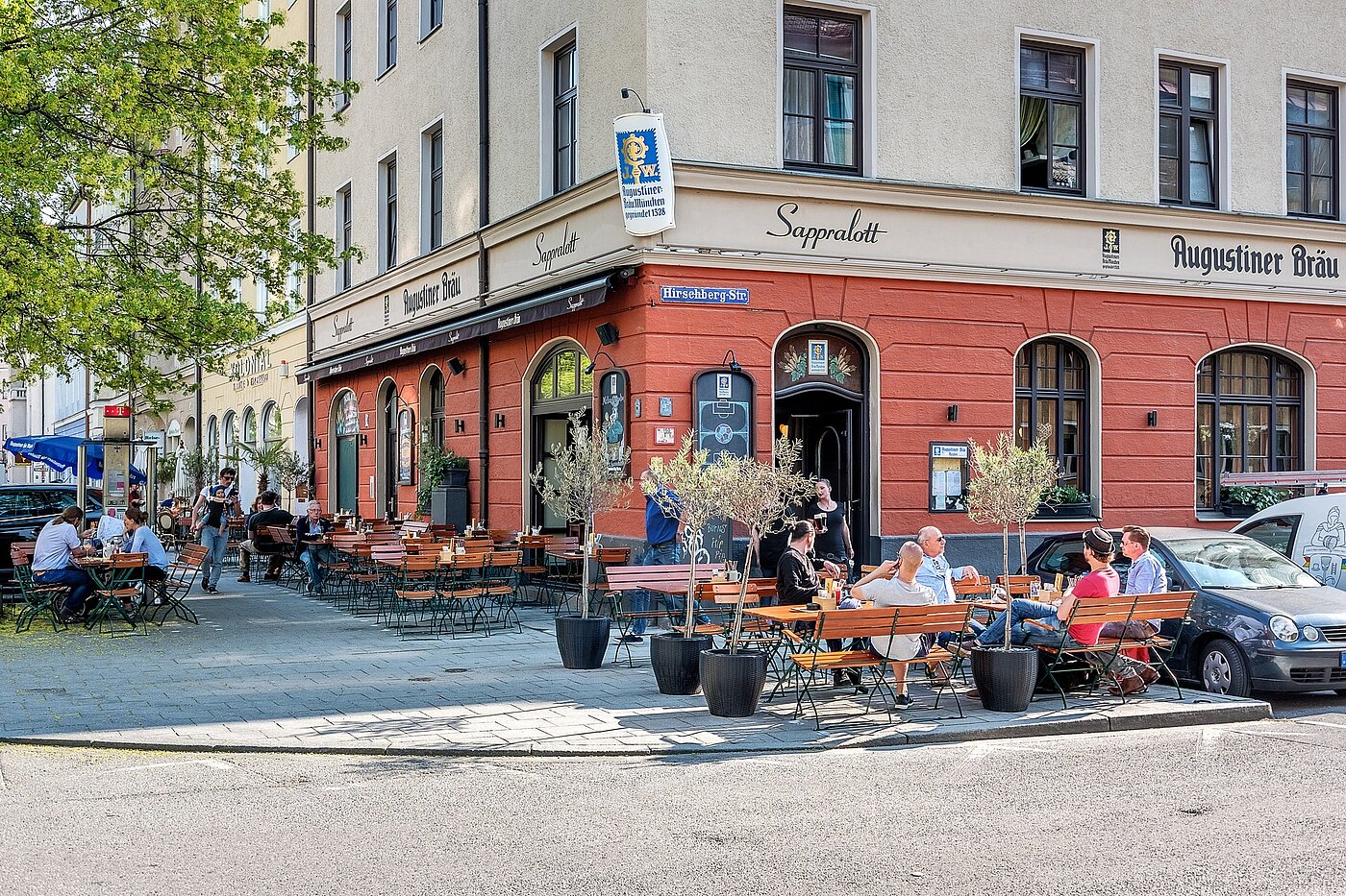 多层公寓 与 1 房间 | München-Neuhausen | 70197 | In der Nähe