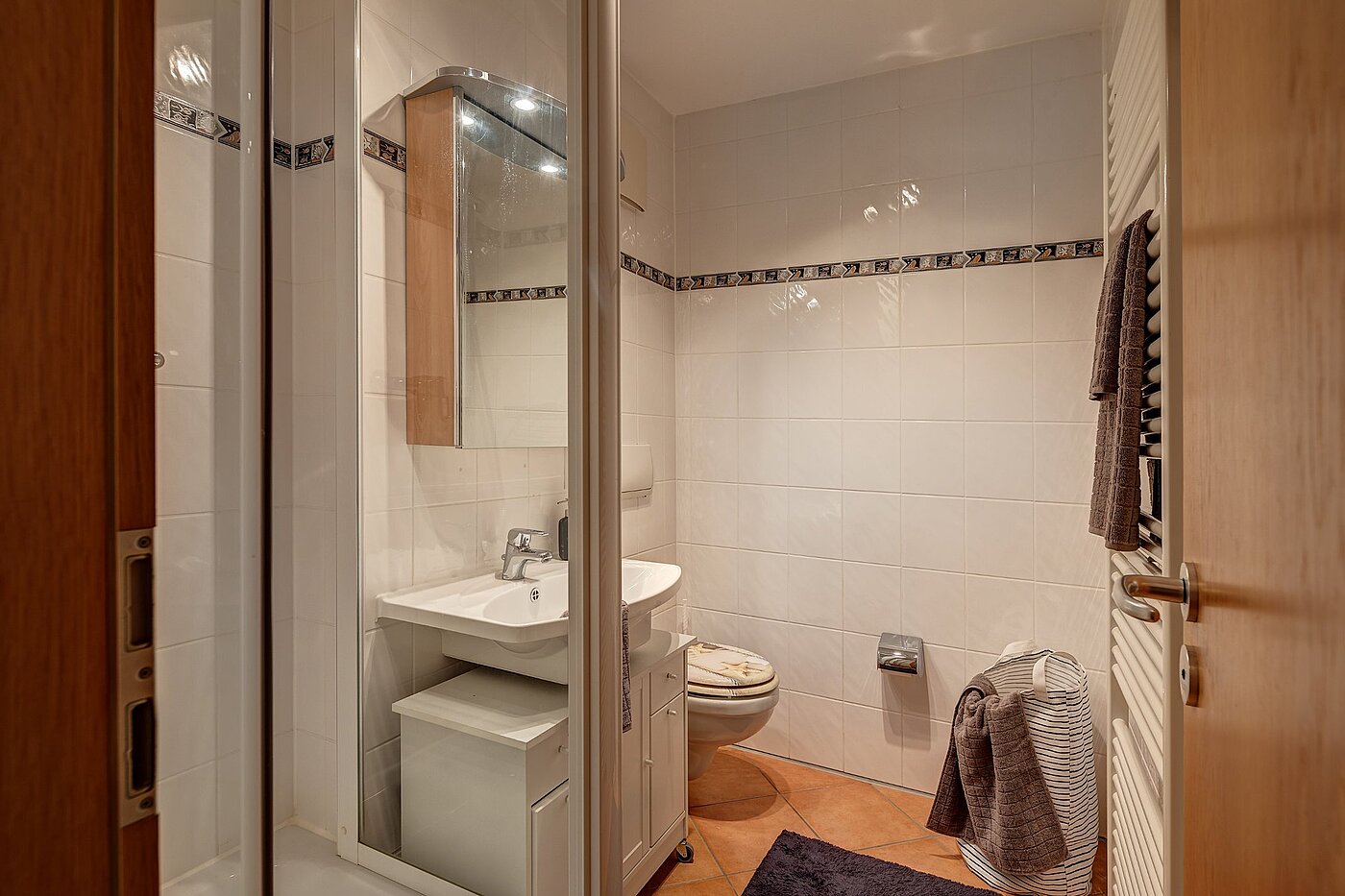 多层公寓 与 1 房间 | München-Trudering | 1810ML3 | Modernes Duschbad