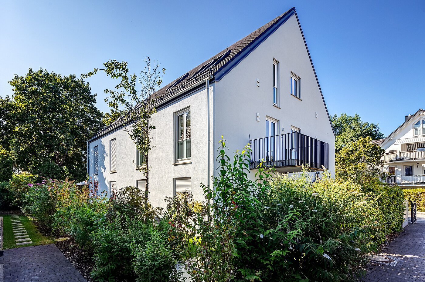 复式公寓 与 4 房间 | München-Obermenzing | 701553 | Ansicht vom Innenhof aus