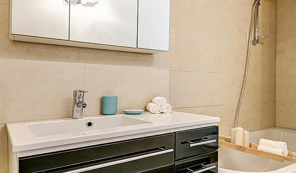 多层公寓 与 4 房间 | München-Maxvorstadt | 2011ML2 | ...Waschtisch und...