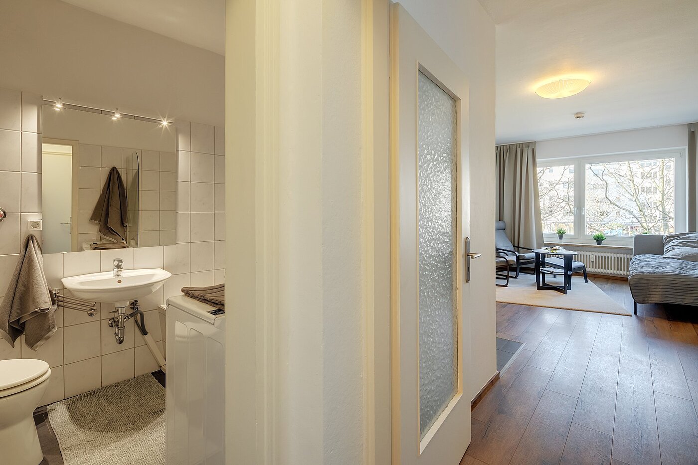 多层公寓 与 3 房间 | München-Nymphenburg | 2001ML8 | Blick von der Diele