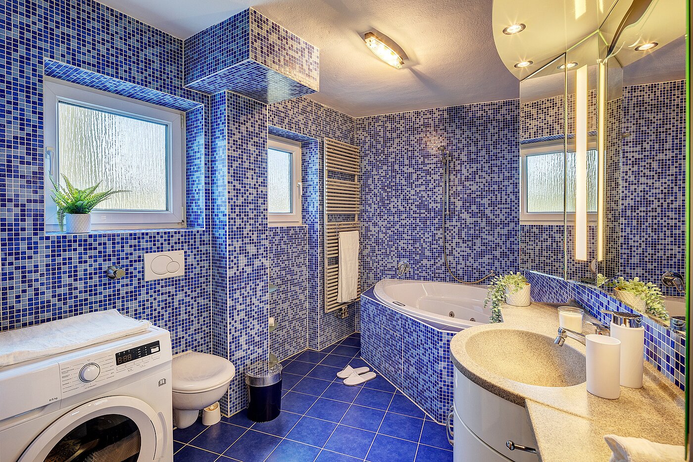多层公寓 与 3 房间 | München-Forstenried | 2204ML1 | ...Whirlpool-Badewanne