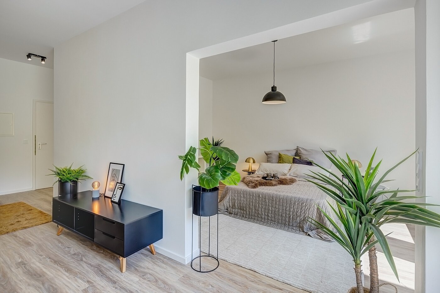 多层公寓 与 2.5 房间 | München-Obermenzing | 700191 | Blickrichtung Schlafzimmer