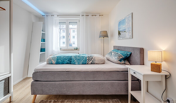 多层公寓 与 2 房间 | München-Allach | 70412 | Schlafen