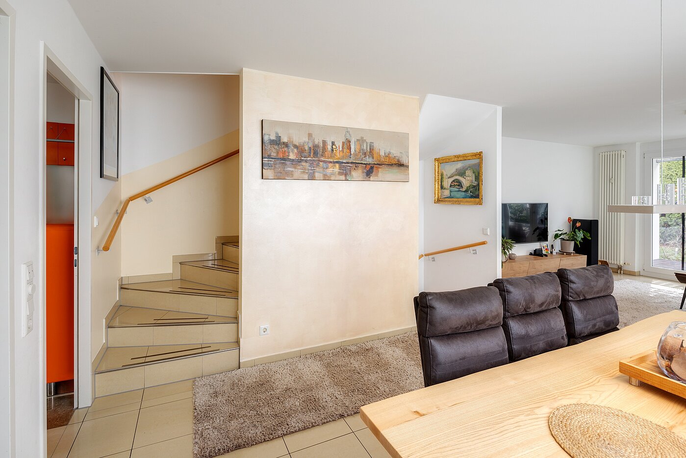 联排别墅 与 5 房间 | Unterföhring | 70119 | Auf dem Weg...