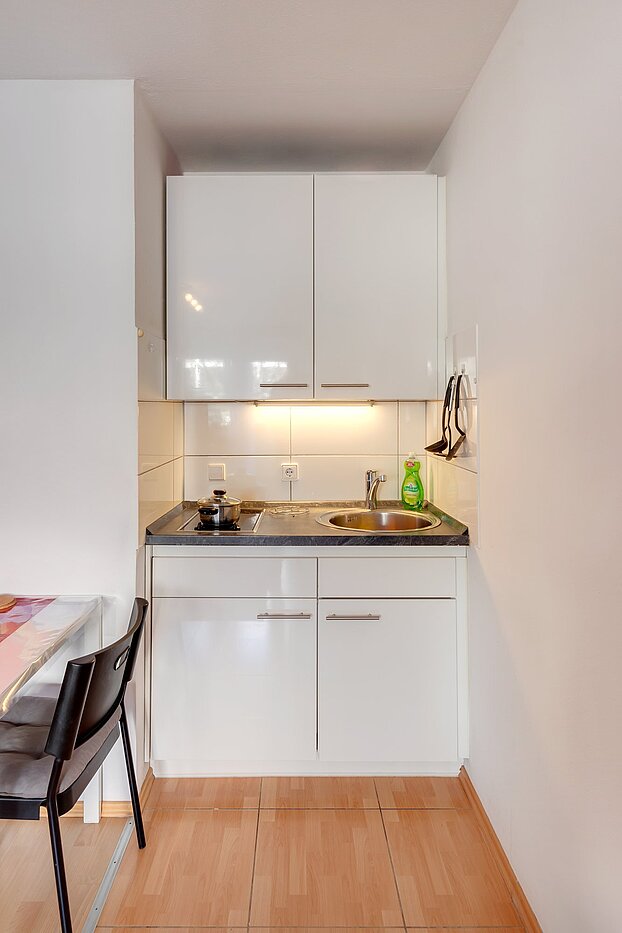多层公寓 与 1 房间 | München-Obergiesing | 2104ML3 | Kleine charmante Kochnische