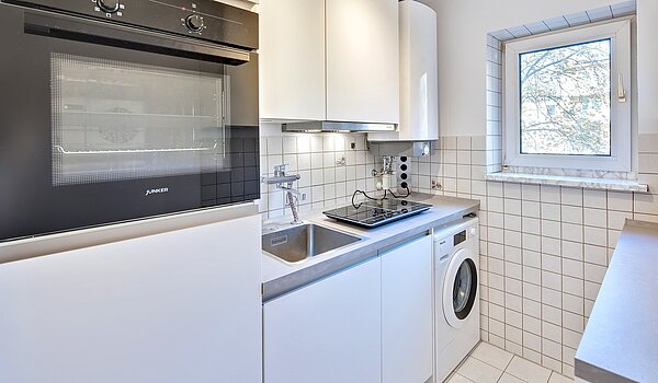 多层公寓 与 3 房间 | München-Bogenhausen | 70310 | Küche mit Fenster