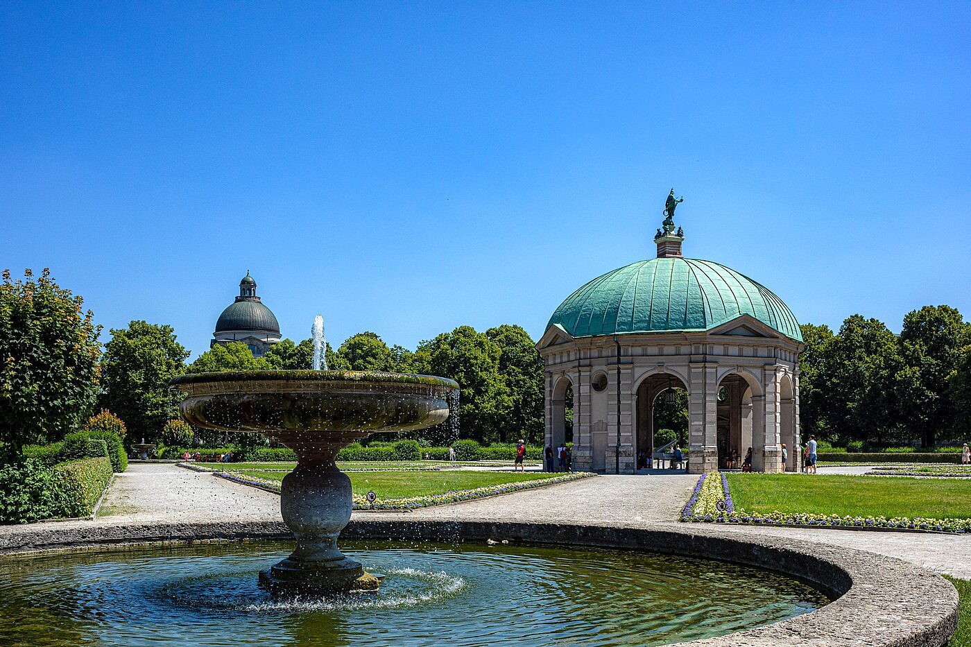 高架层 与 2 房间 | München-Lehel | 2012ML1 | Hofgarten und...