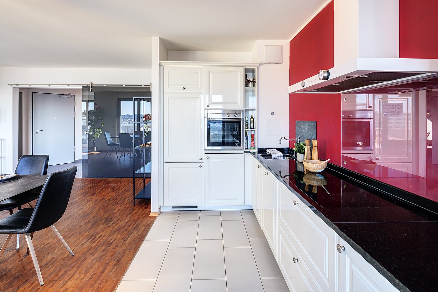 阁楼公寓 与 3 房间 | München-Riem | 701701 | ...modernen Einbauten und...