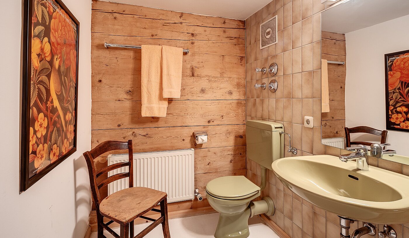 多层公寓 与 11 房间 | Gmund/Dürnbach | 2107ML11 | Duschbad OG