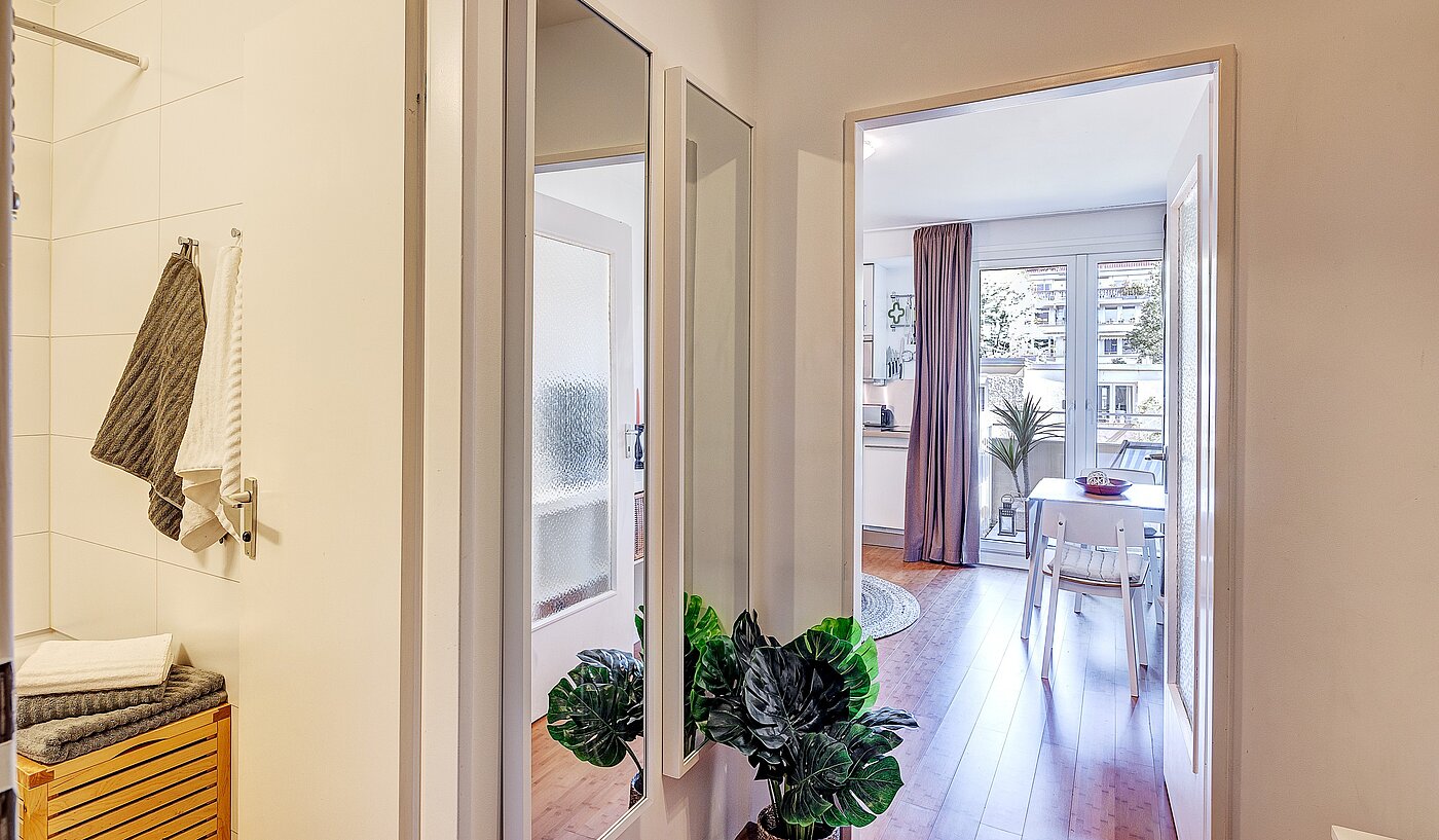 多层公寓 与 1 房间 | München-Schwabing | 2210ML3 | Diele mit...