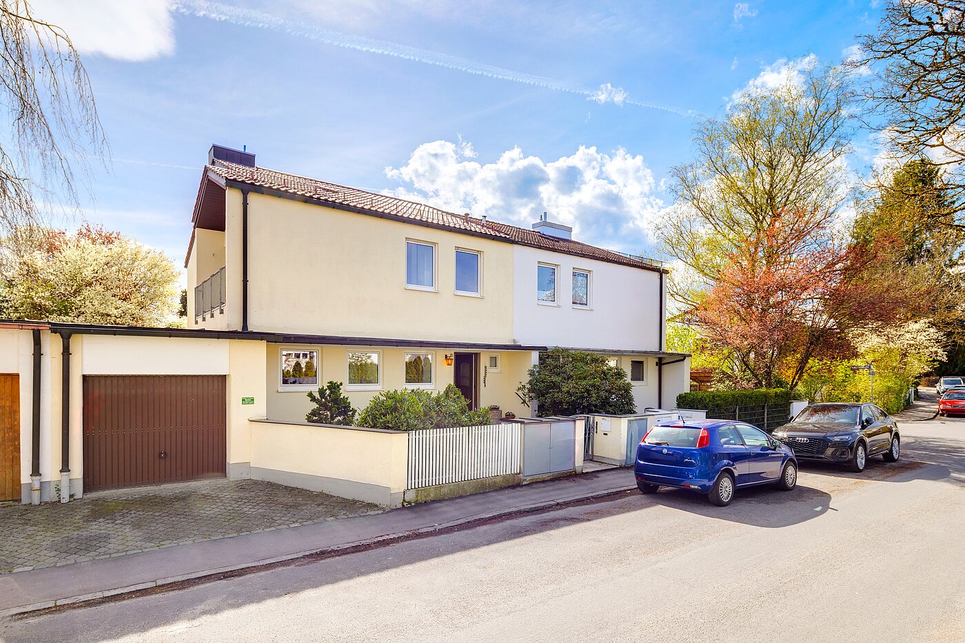 联排别墅 与 4 房间 | München-Solln | 70120 | Straßenansicht