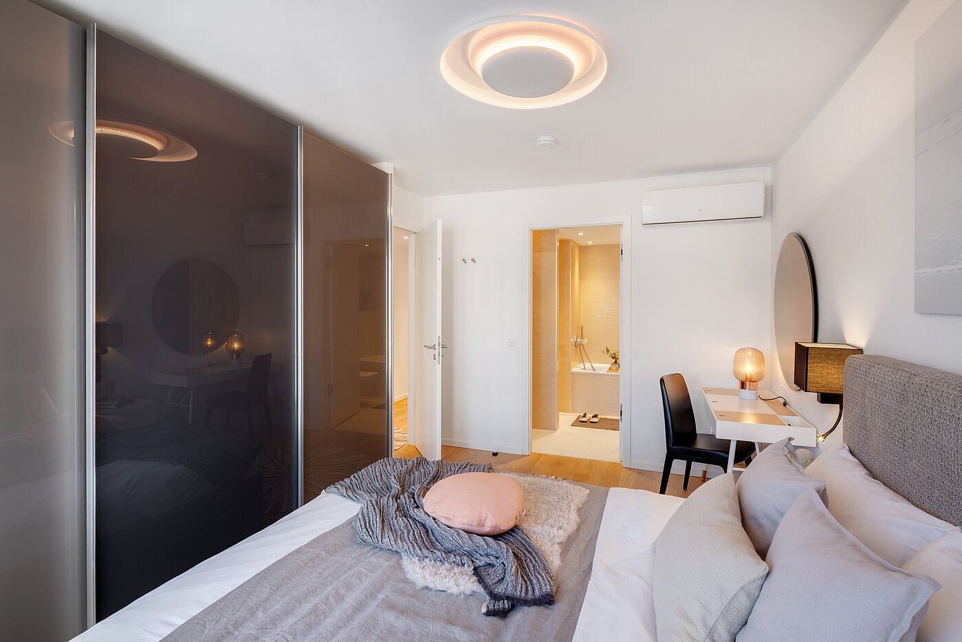 多层公寓 与 4 房间 | München-Bogenhausen | 70380 | ...und Zugang zum Bad