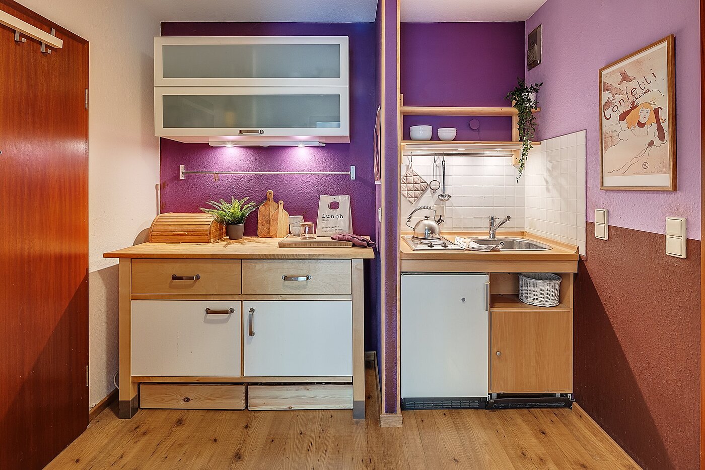 多层公寓 与 1 房间 | München-Schwabing | 2104ML4 | Charmante Küchenzeile