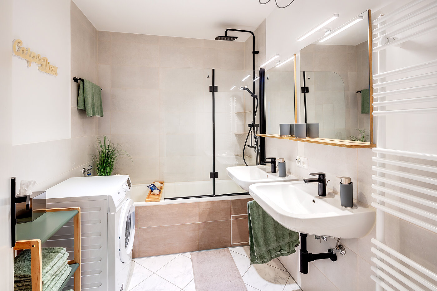 多层公寓 与 3 房间 | Unterhaching | 70421 | ...mit Waschmaschine