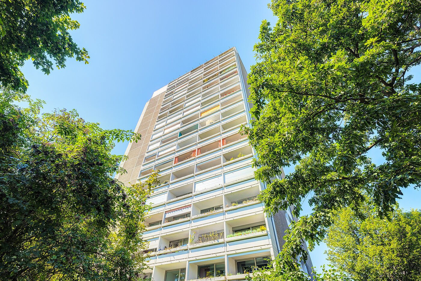 多层公寓 与 3 房间 | München-Bogenhausen | 70261 | Gepflegte Fassade