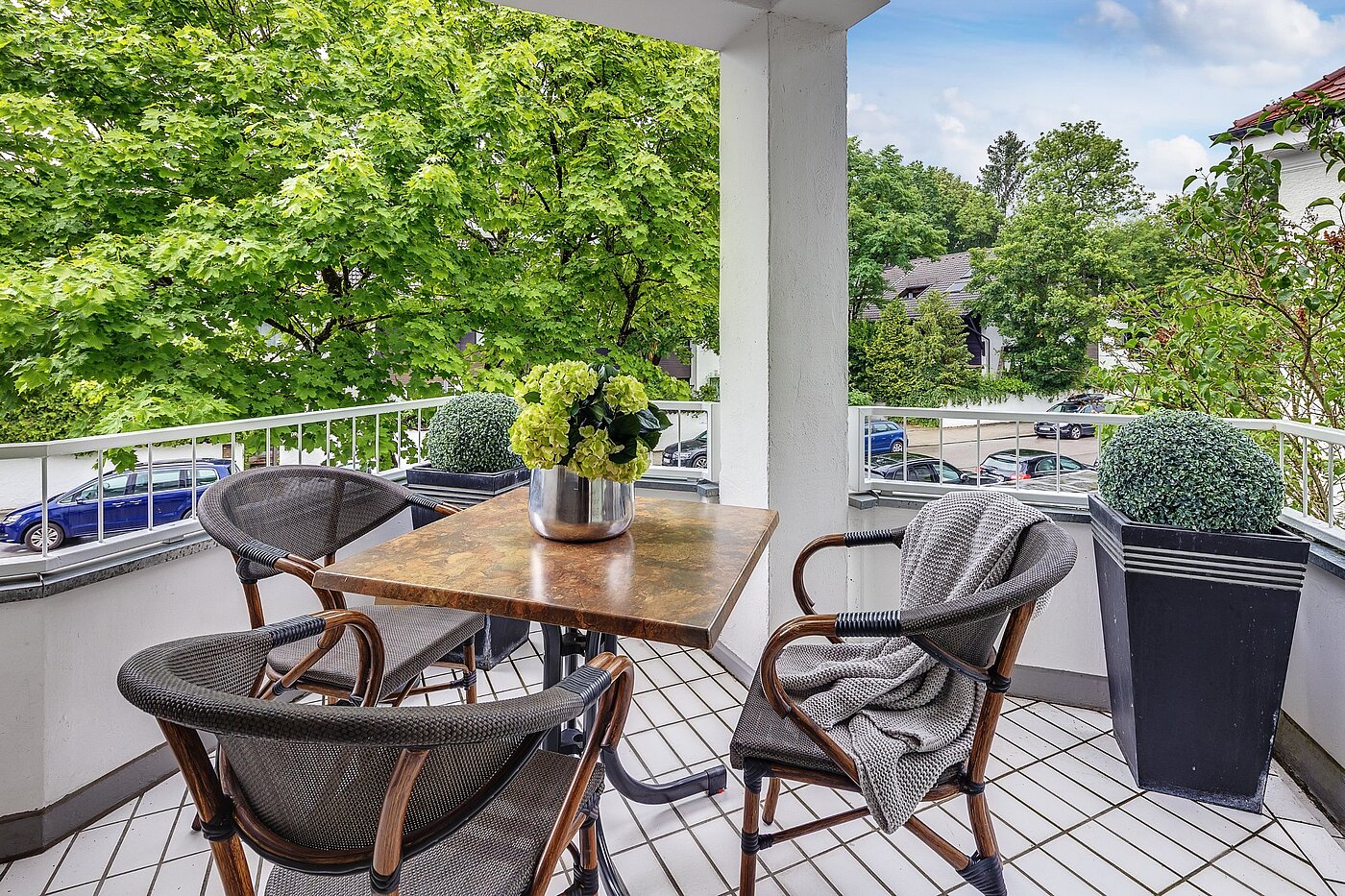 多层公寓 与 3 房间 | München-Harlaching | 2108ML3 | ...zum Balkon