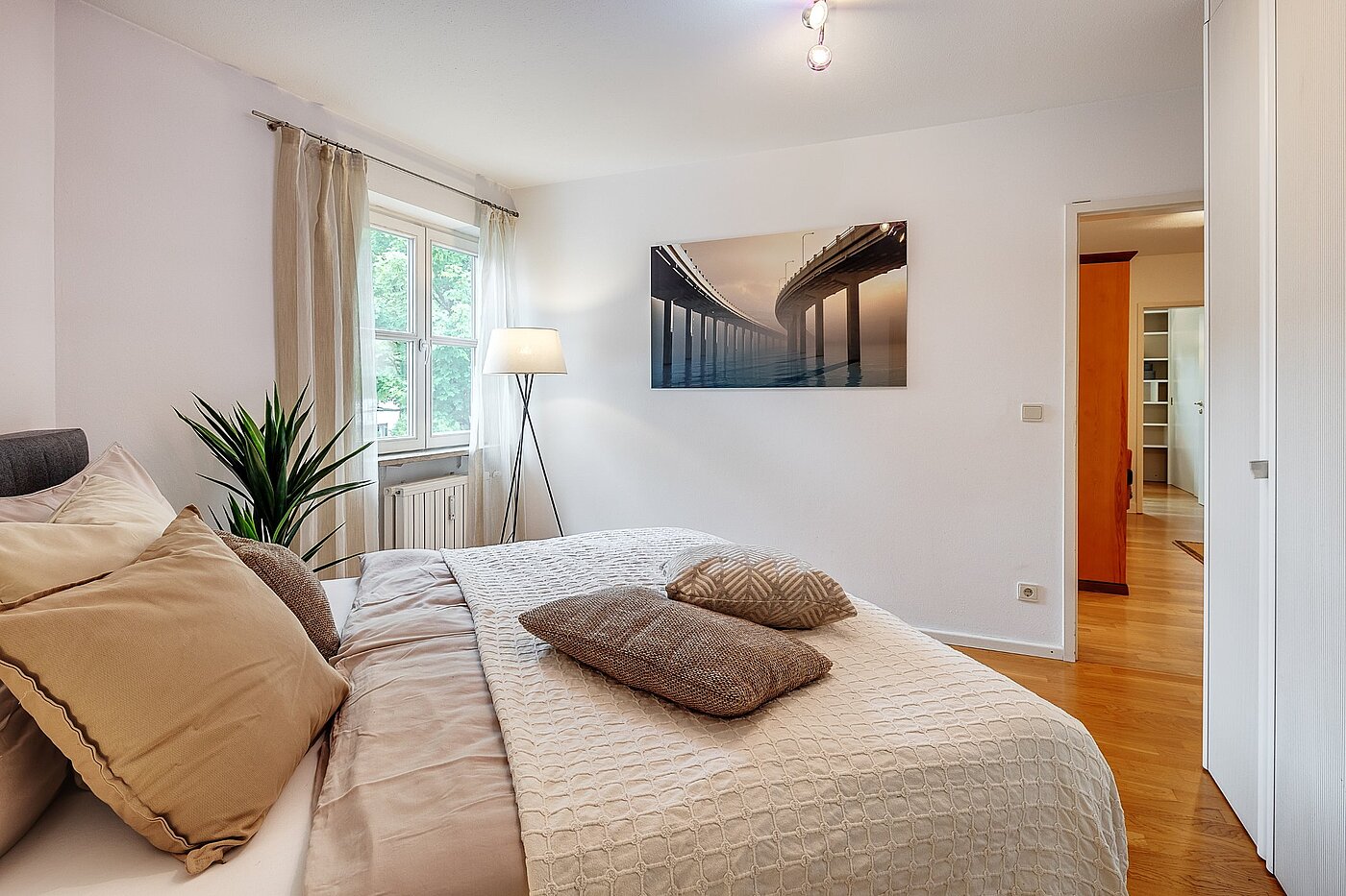 多层公寓 与 3 房间 | München-Harlaching | 2108ML3 | ...mit großem Kleiderschrank