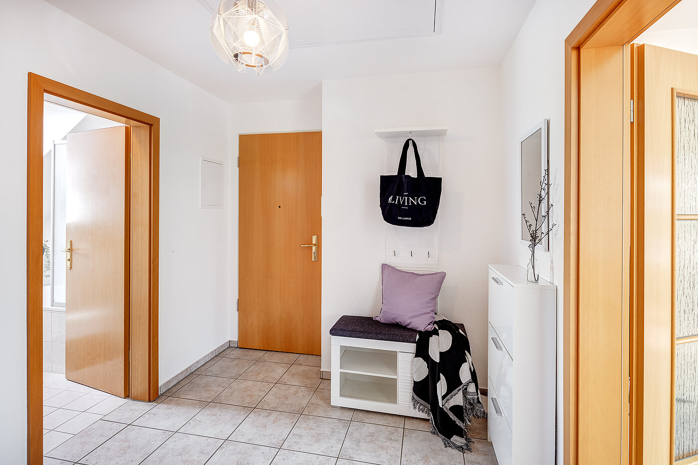 多层公寓 与 2 房间 | Unterschleißheim | 70138 | Eingangsbereich mit...