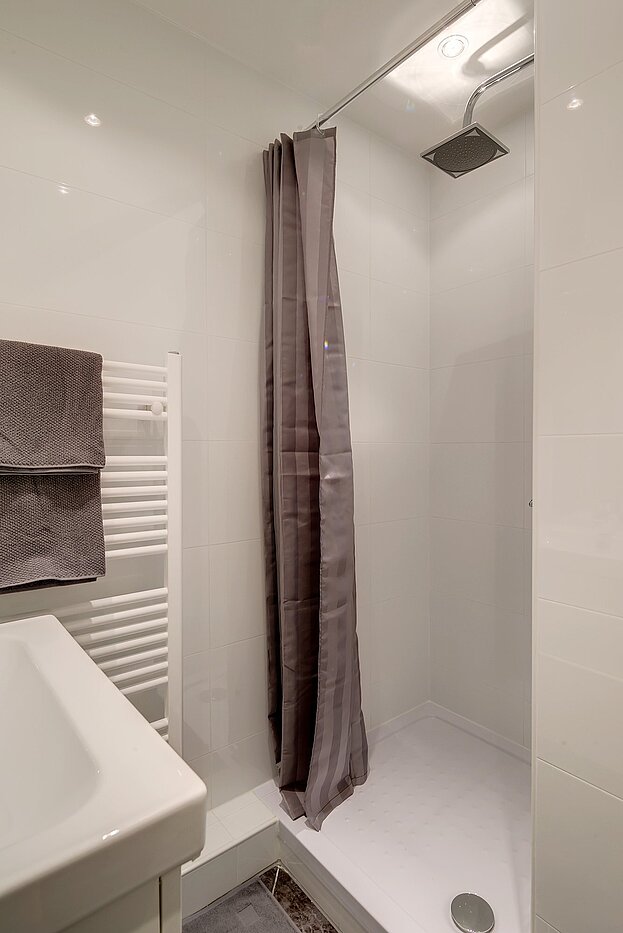 多层公寓 与 1 房间 | München-Nymphenburg | 2102ML7 | ...mit Dusche