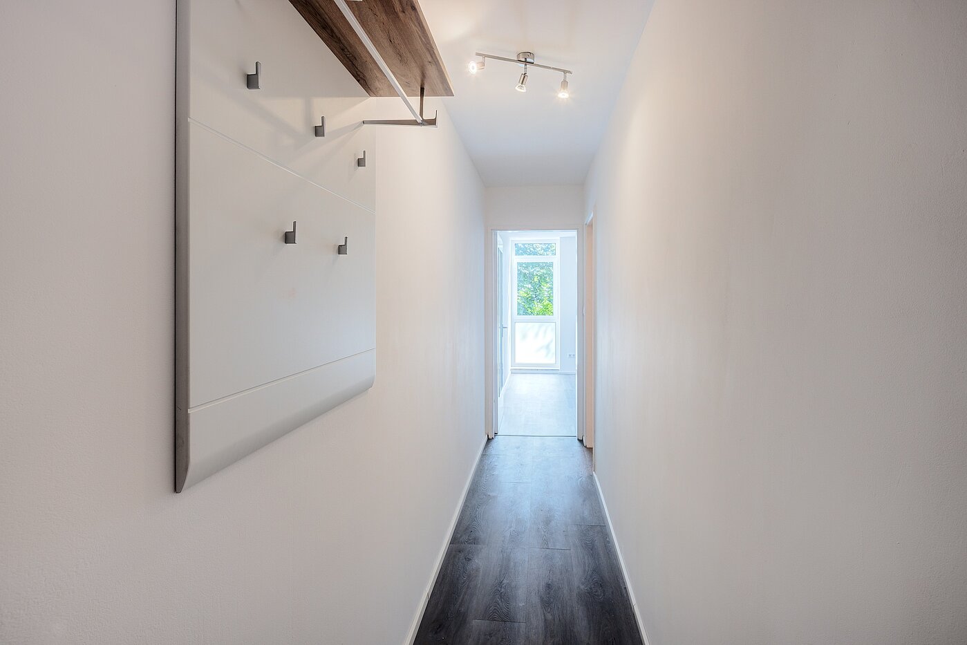 高架层 与 1 房间 | München-Obermenzing | 70282 | Eingangsbereich