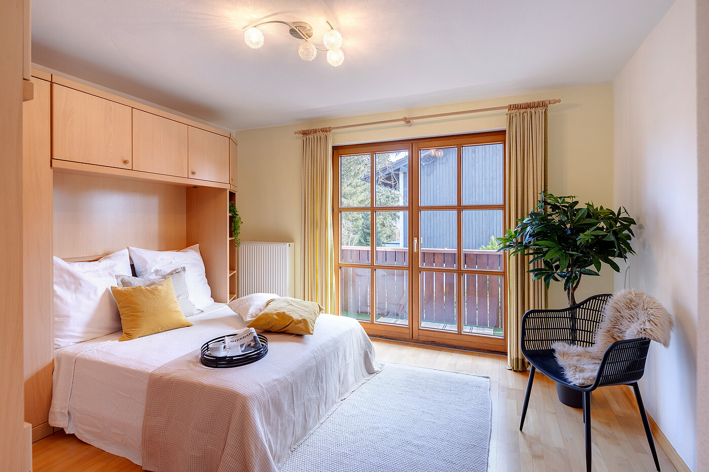 多层公寓 与 2 房间 | München-Trudering | 70178 | Schlafzimmer mit...