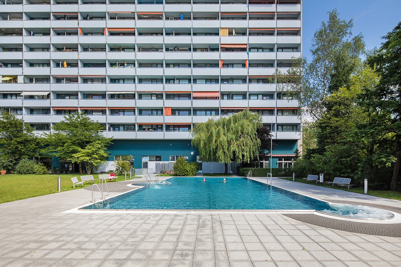多层公寓 与 1 房间 | München-Solln | 2201ML92 | Außenbereich mit Poolanlage...