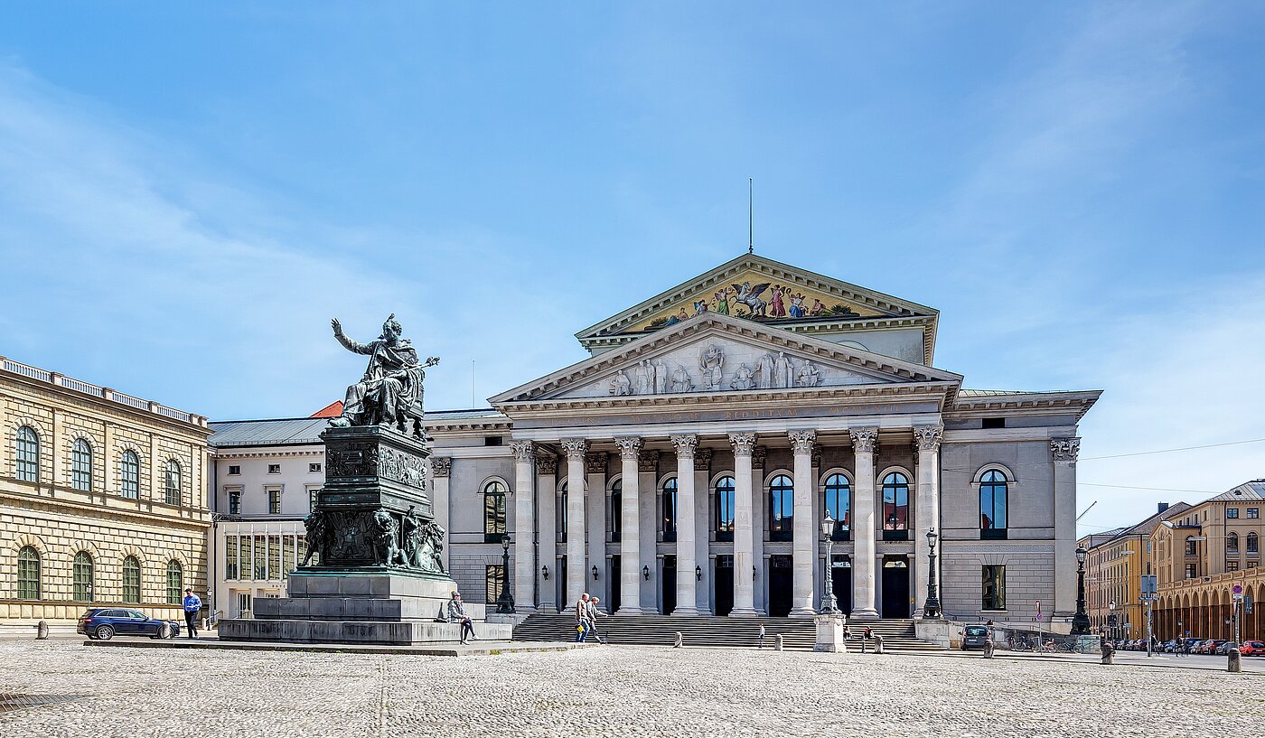 多层公寓 与 3 房间 | 70046 | Bayerische Staatsoper