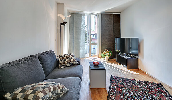 多层公寓 与 2 房间 | München-Neuhausen | 70440