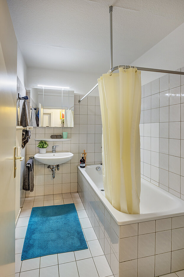 多层公寓 与 3 房间 | München-Trudering | 70443 | Badezimmer
