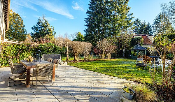 排角屋 与 6 房间 | München-Trudering | 70191 | Wunderschöne...