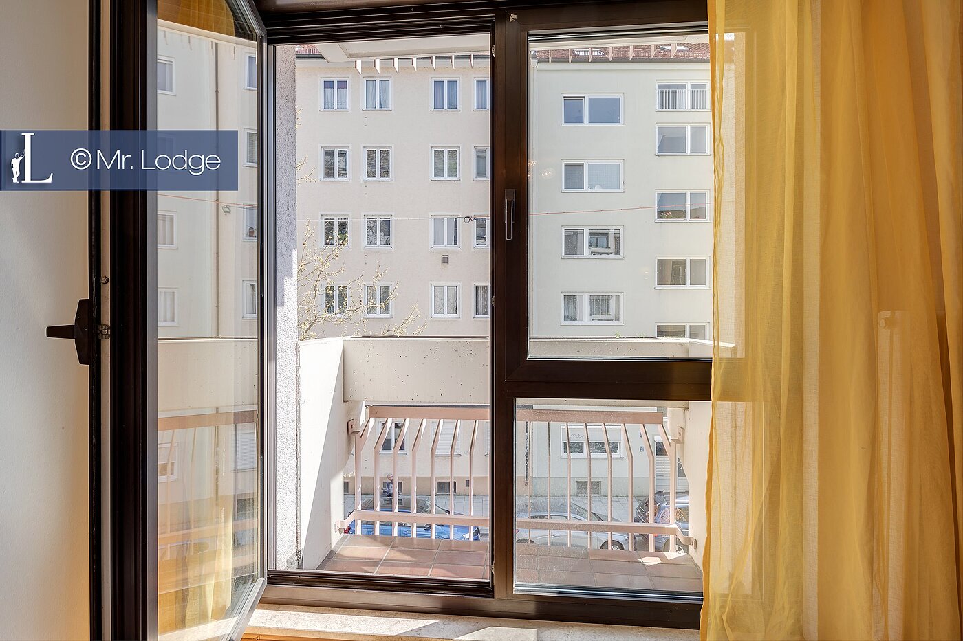 多层公寓 与 2 房间 | München-Isarvorstadt | 1804ML1 | Südbalkon