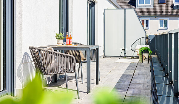 顶层公寓 与 2 房间 | München-Bogenhausen | 70385 | ...gemütliches Frühstück