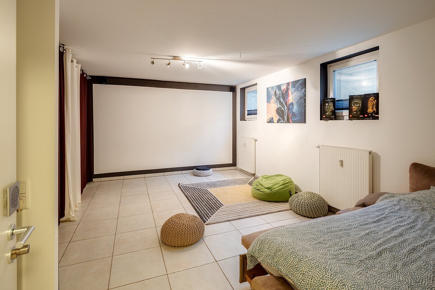 联排别墅 与 5 房间 | Unterföhring | 70119 | Großer Hobbyraum...