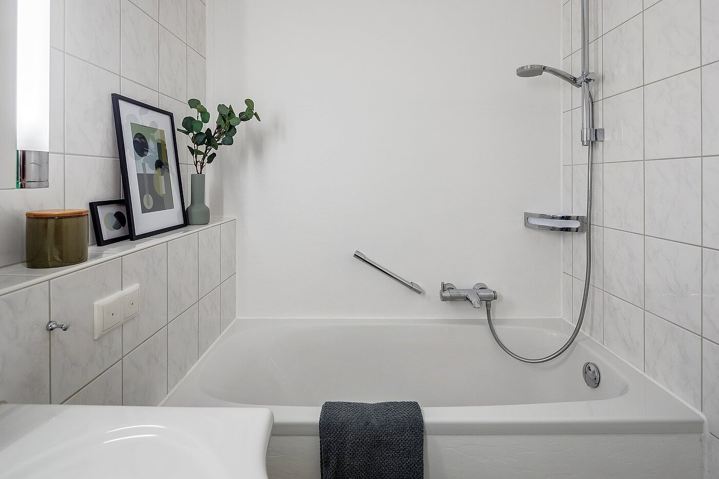 多层公寓 与 3 房间 | München-Harlaching | 1908ML6 | ... Badewanne
