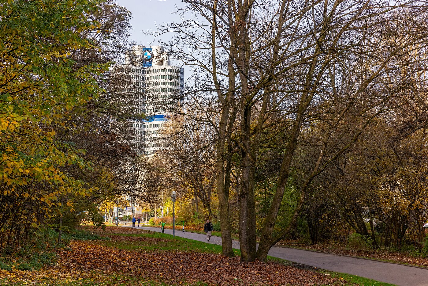 多层公寓 与 3 房间 | München-Schwabing | 70318 | Potentieller Arbeitgeber