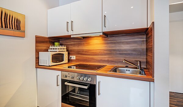 一楼公寓 与 4 房间 | München-Neuhausen | 70471 | ...Küche...