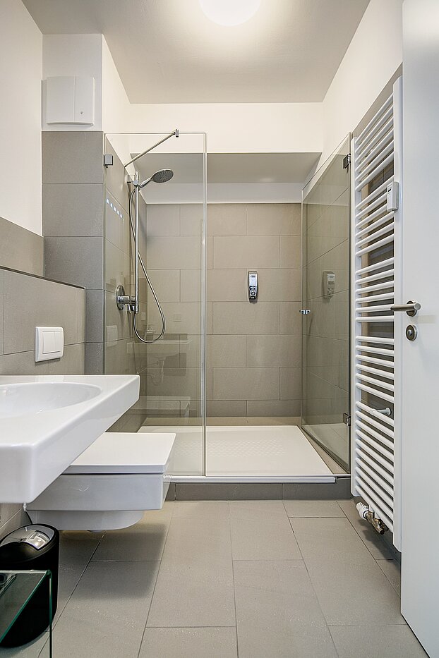 多层公寓 与 1 房间 | München-Ramersdorf | 2207ML51 | ...mit Dusche