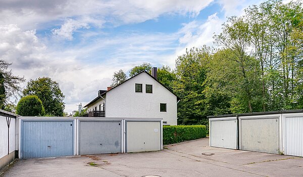 排式中层住宅 与 5 房间 | München-Obermenzing | 1907ML6 | Einzelgarage