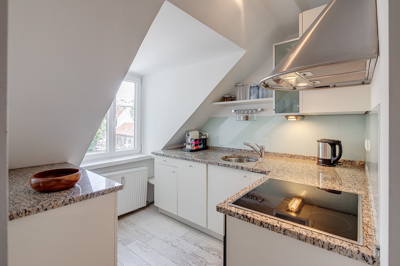 多层公寓 与 2 房间 | München-Isarvorstadt | 70089 | Offene Einbauküche