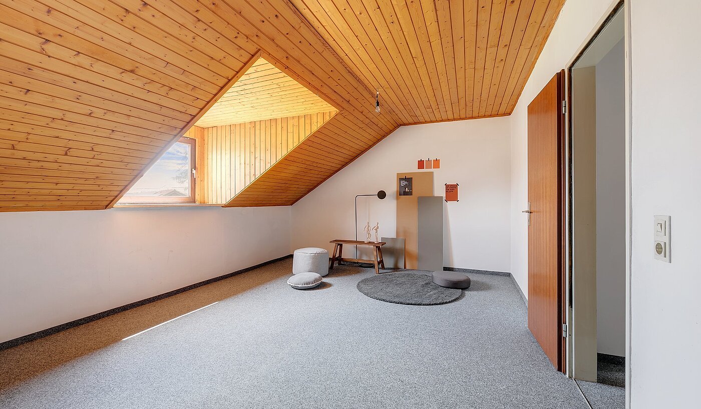 排式中层住宅 与 5 房间 | München-Obermenzing | 1907ML6 | großes Studio