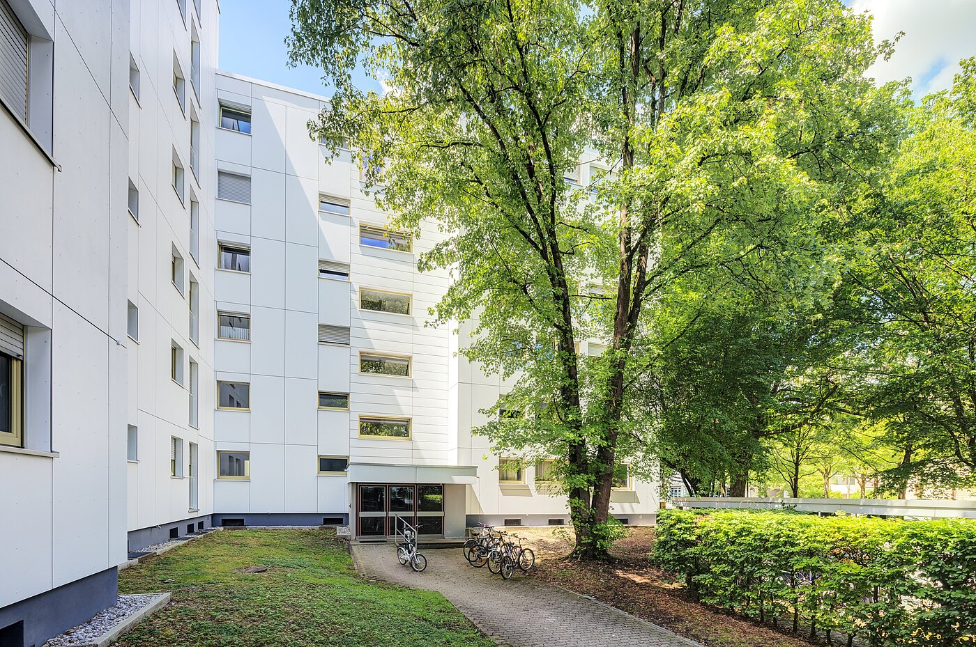 多层公寓 与 2 房间 | München-Hadern | 704101 | Außenansicht zur Eingangsseite