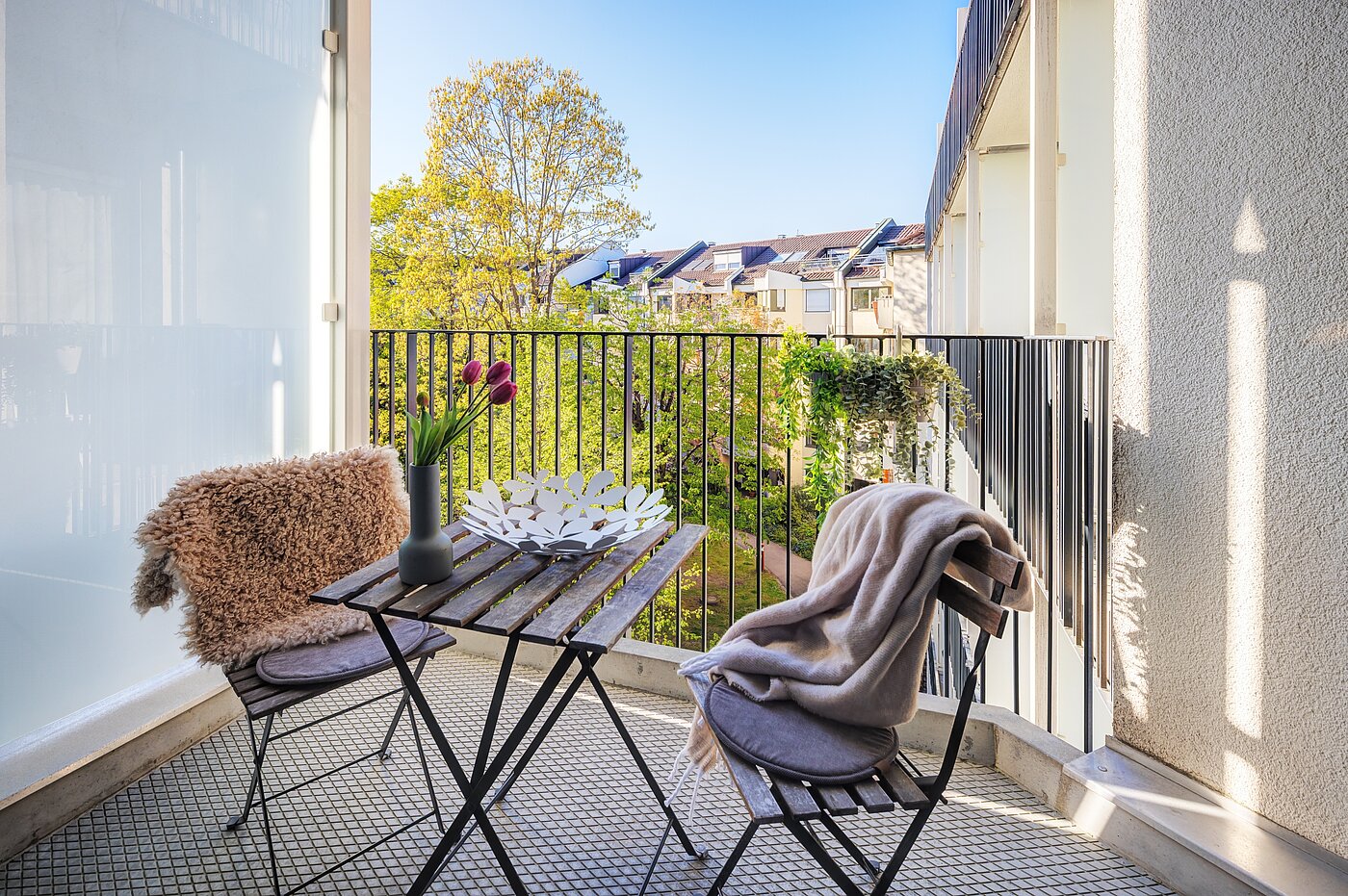 公寓 与 1.5 房间 | München-Bogenhausen | 70378 | ...auf dem Balkon...