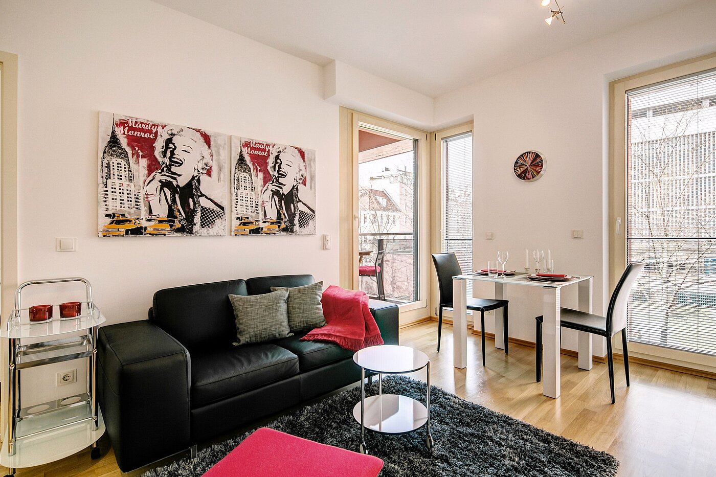 多层公寓 与 1.5 房间 | München-Schwabing | 70392 | Wohn- und Essbereich