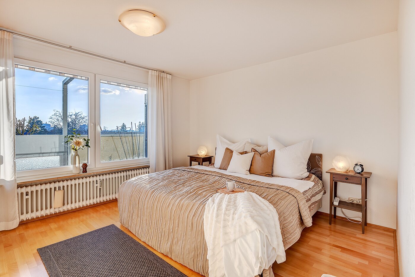 多层公寓 与 3 房间 | Unterschleißheim | 70003 | Geräumiges Schlafzimmer mit...