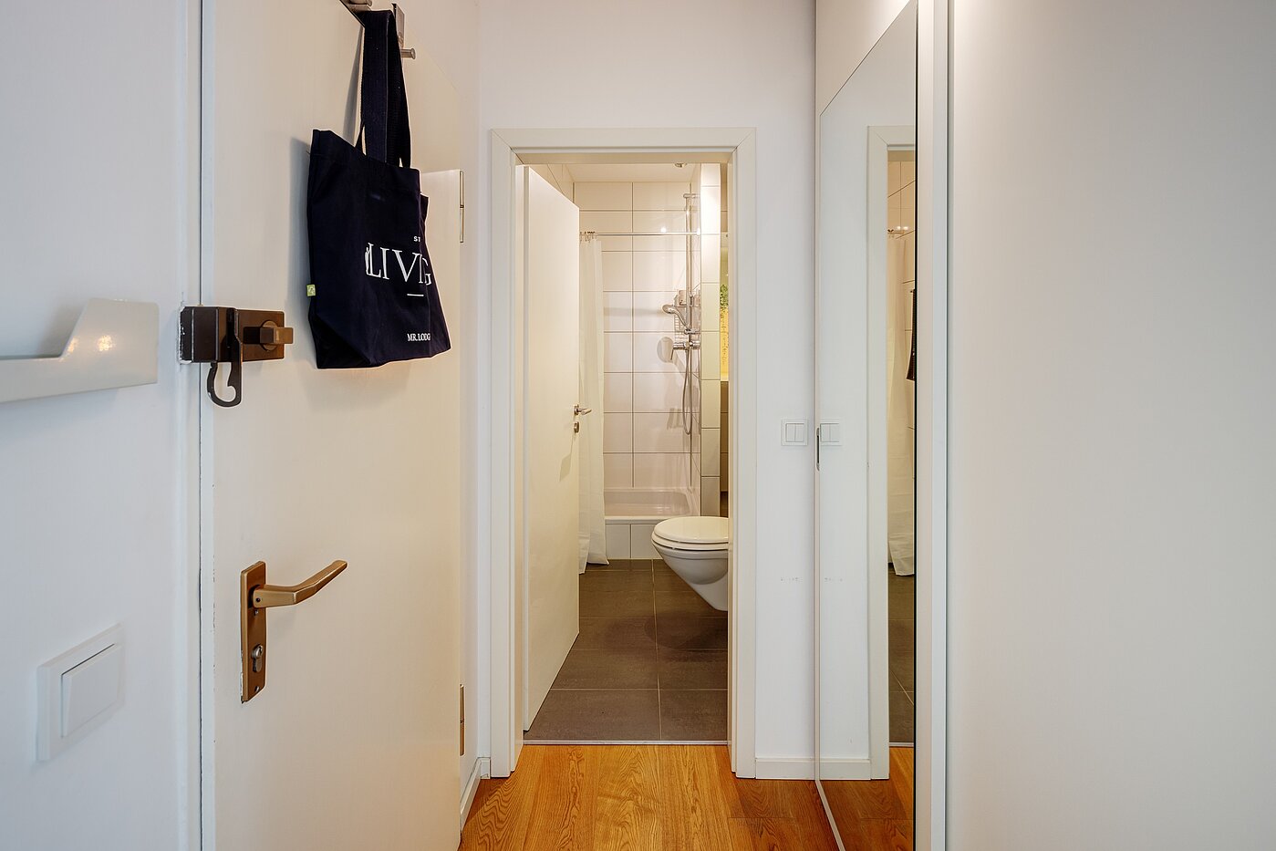 多层公寓 与 1 房间 | München-Maxvorstadt | 70027 | ...Einbauschrank