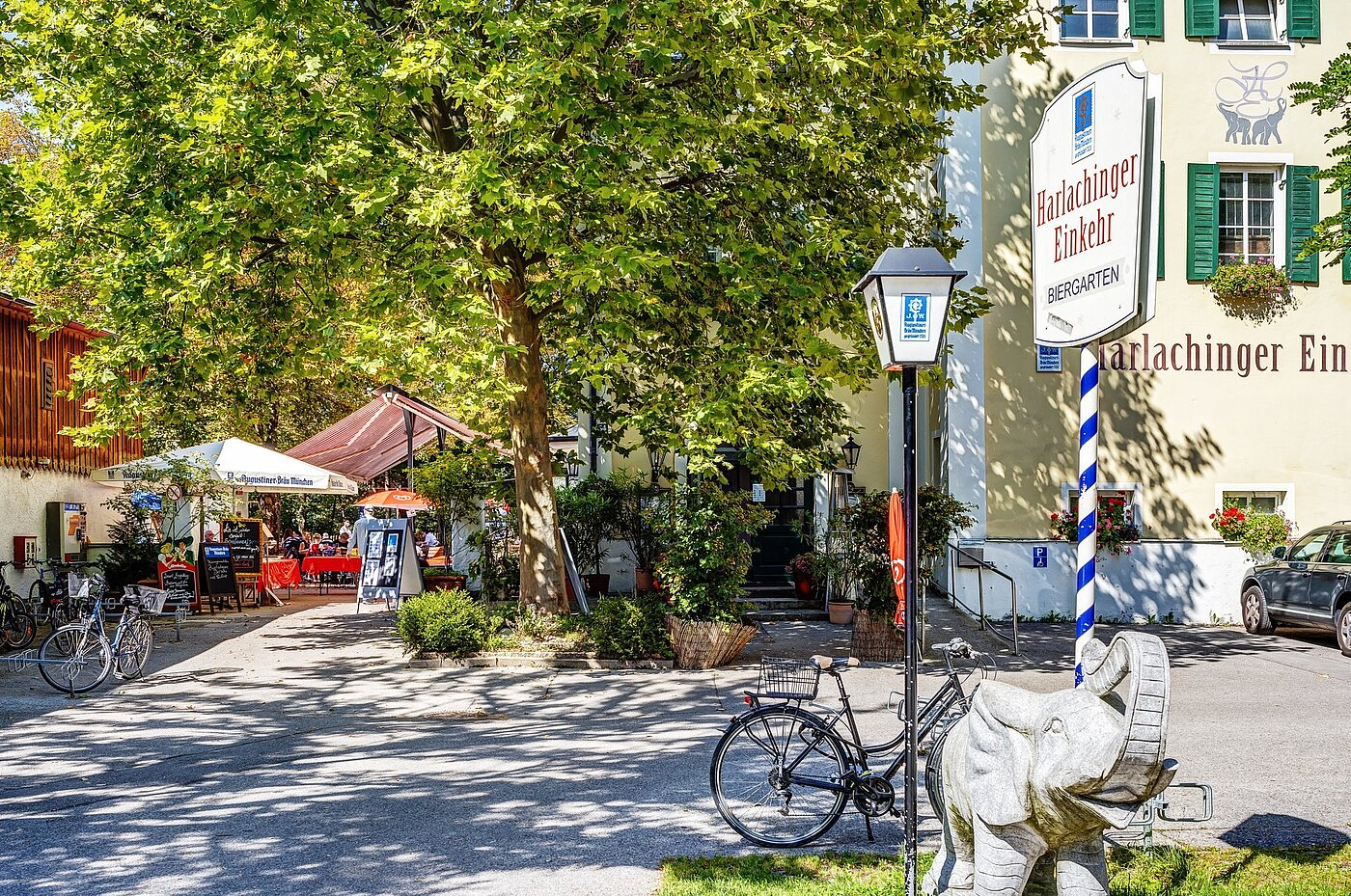 一楼公寓 与 2.5 房间 | München-Harlaching | 70018 | ...um die Ecke