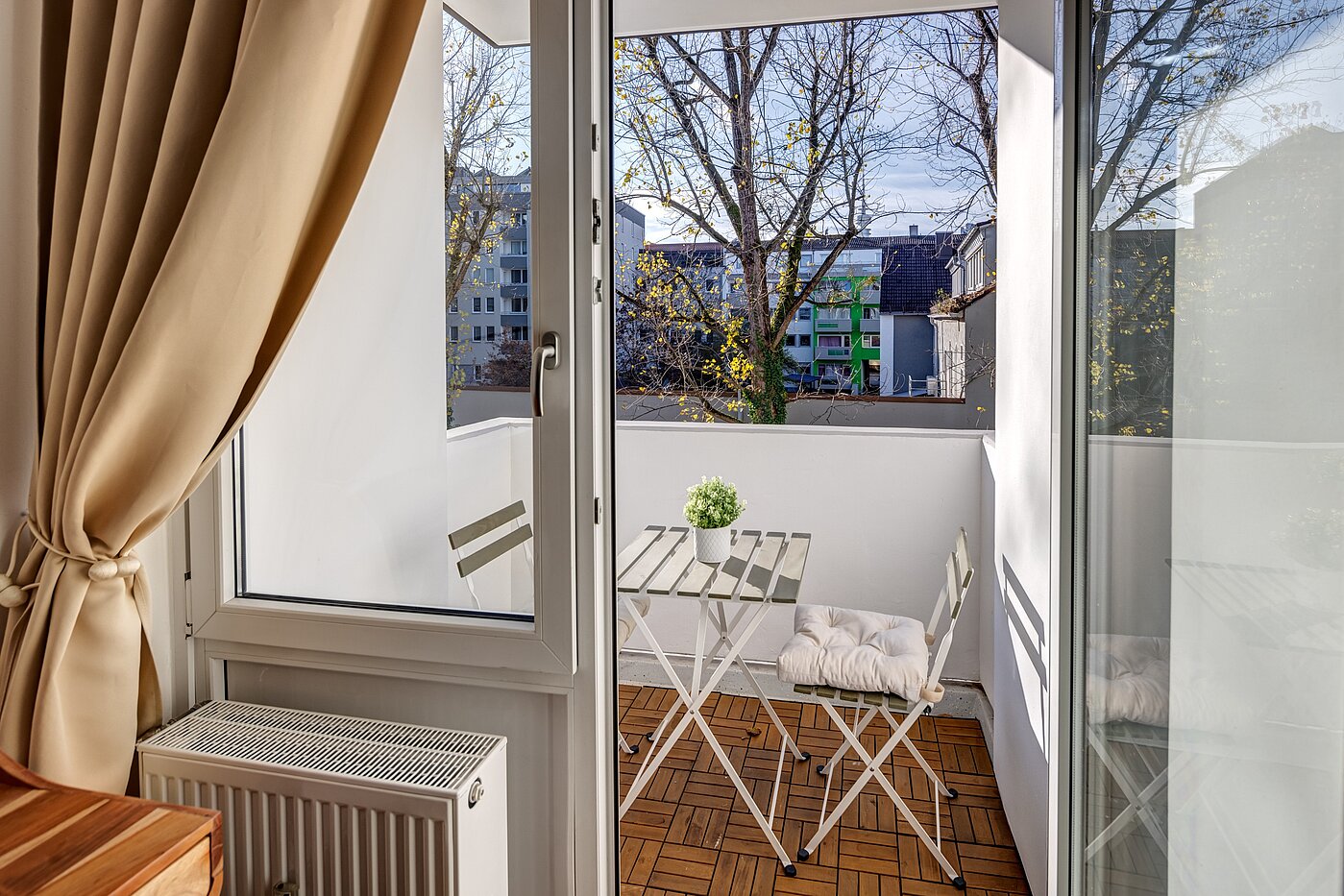 公寓 与 1 房间 | München-Milbertshofen | 70183 | ...und Zugang zum Balkon