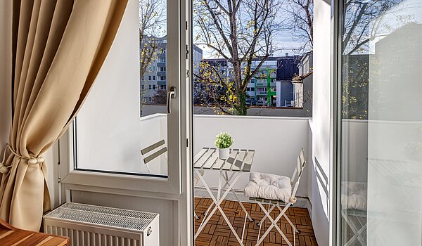 公寓 与 1 房间 | München-Milbertshofen | 70183 | ...und Zugang zum Balkon