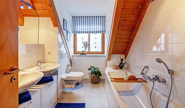 复式公寓 与 3.5 房间 | München-Trudering | 70391 | Badezimmer...